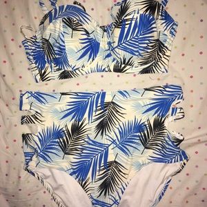 Forever 21 plus swimsuit bikini set